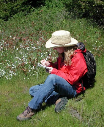 UW Botanic Gardens: Citizen Scientists Take on Invasive Plants!
