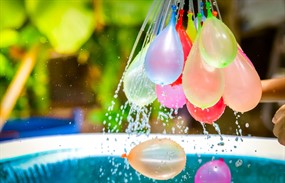 Water Balloon Toss