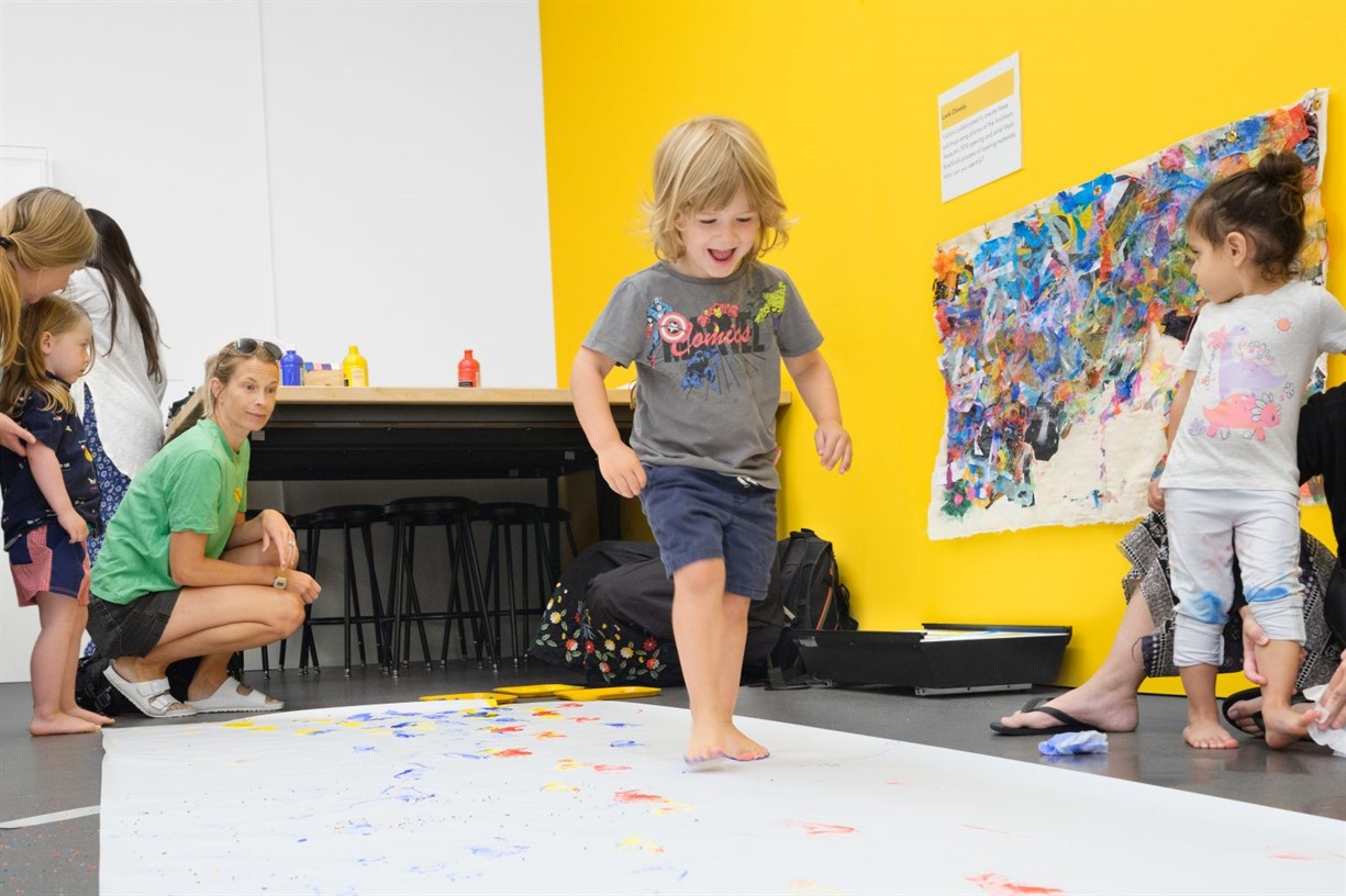 Storytime Studio: Dancing with Duncan
