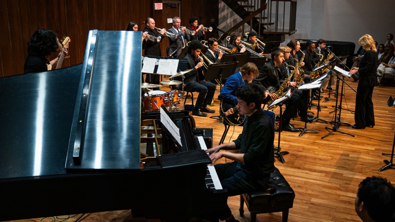 Between The Lines, Sunday, April 30, 2023, 2 - 3:20pm - Events | Pomona  College in Claremont, California - Pomona College