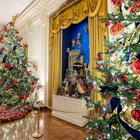 Christmas with the First Ladies: Holiday Celebrations at the White House