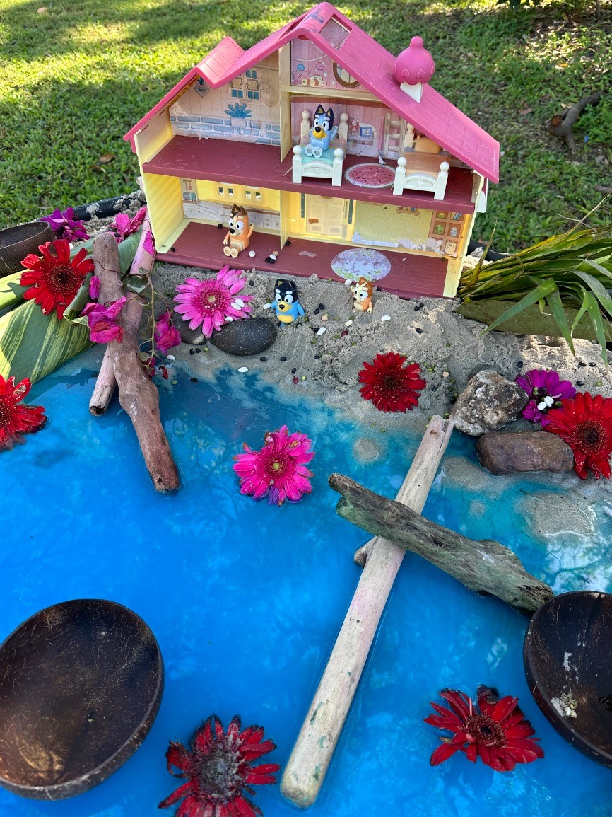 Gumtree kids messy play - Bluey and friends