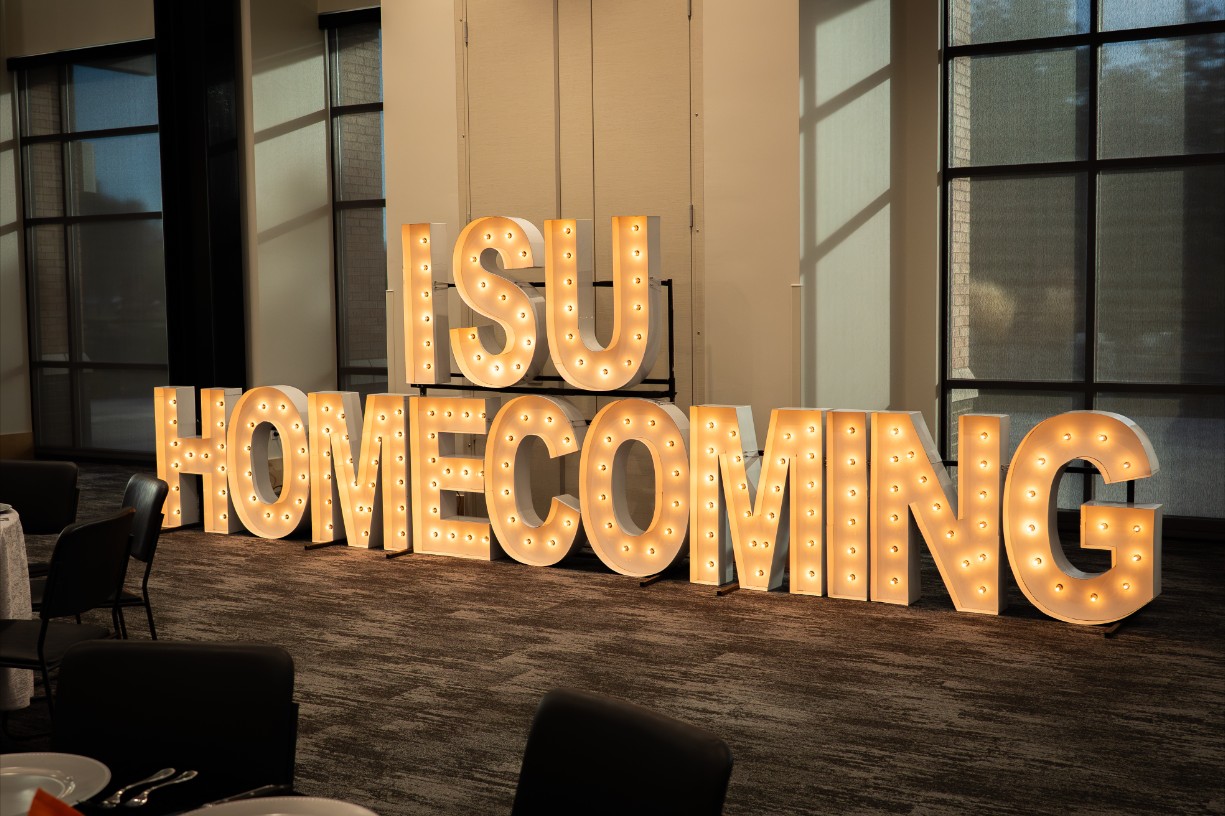 Homecomig Alumni Awards Recognition Dinner