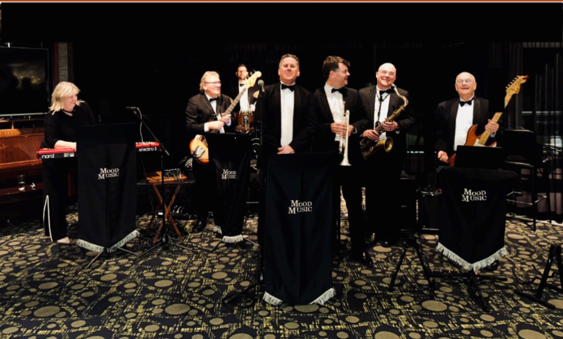 Lord Mayor's City Hall Concerts - The Fab Hits of the 50s, 60s and 70s