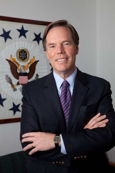 TALK | Ambassador Nicholas Burns on The Crisis in Transatlantic Relations and Other Global Challenges