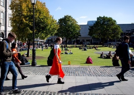 Students walking past the Old Library.
