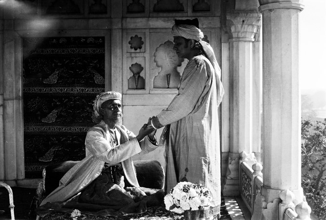 Shiraz: A Romance of India