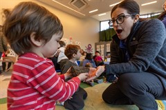 Little Critters: Nature Play at the Bird House (Animal Patterns)