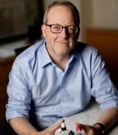 Portrait of invited speaker Geoffrey Coates