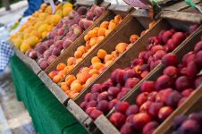 UC Davis Farmers Market