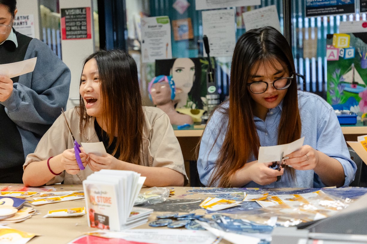 Zine Meet up & Workshop