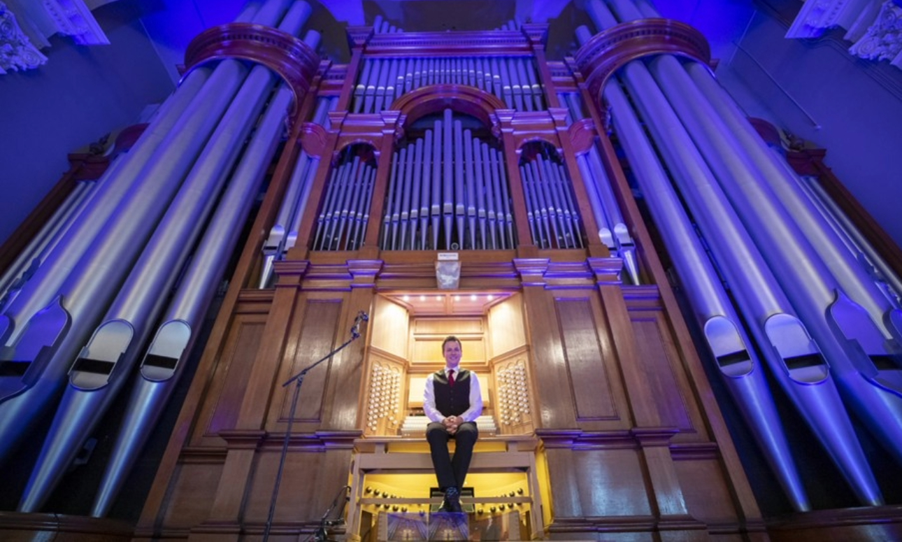 Lord Mayor's City Hall Concerts - Dance & Romance