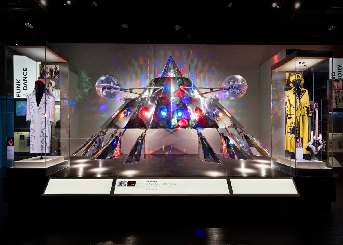 Explore More! In STEM: How the Museum Uses Light