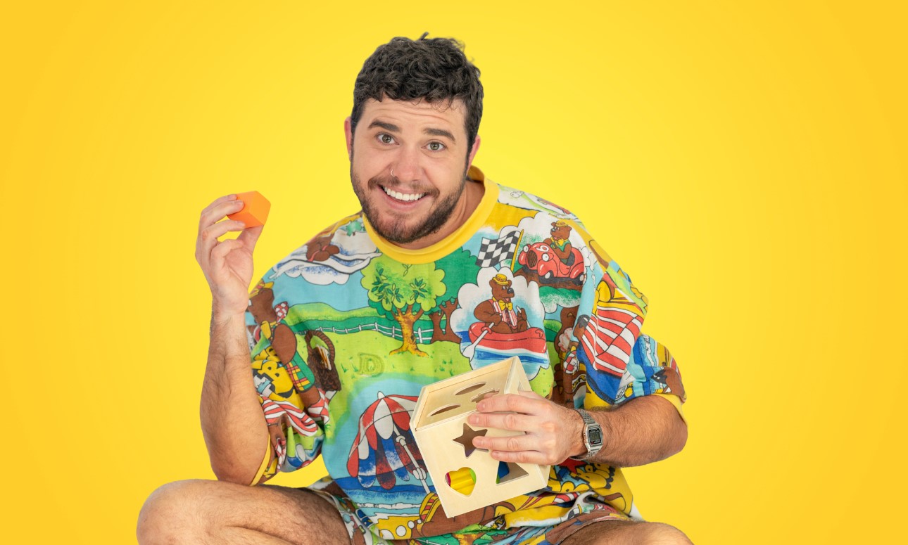 Square Peg, Bonus Hole Comedy Show