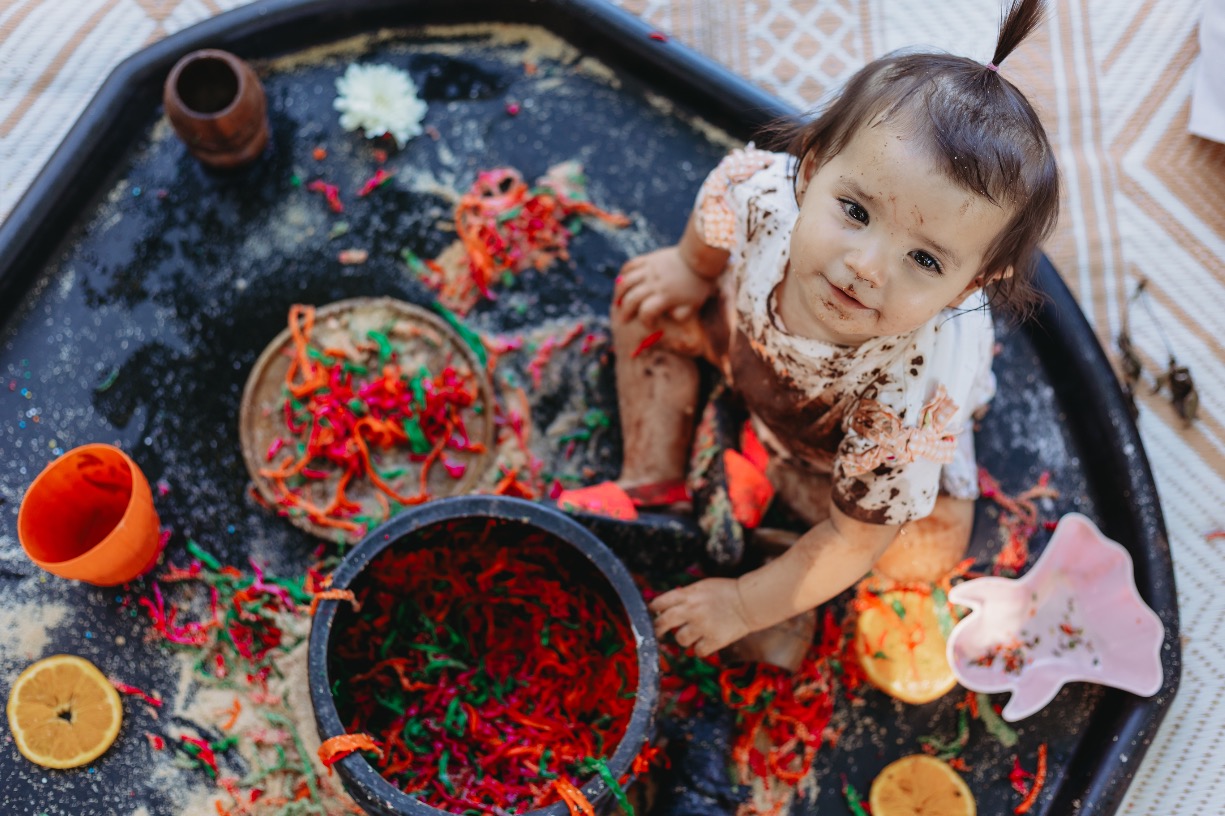 Gumtreekids messy play - Not to scary Halloween theme