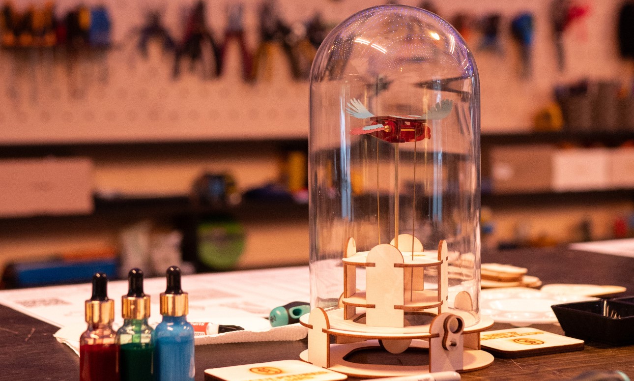 Sculptures & Sips: Flying Bird