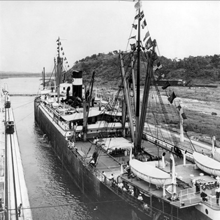 Building the Panama Canal: A Controversial Symbol of American Might